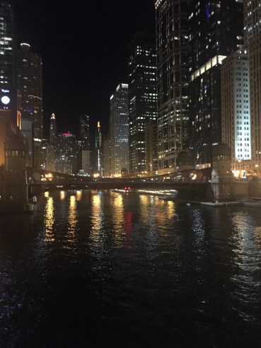 Chicago night skyline, Em's